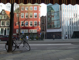 walking-around-amsterdam 2397108984 o